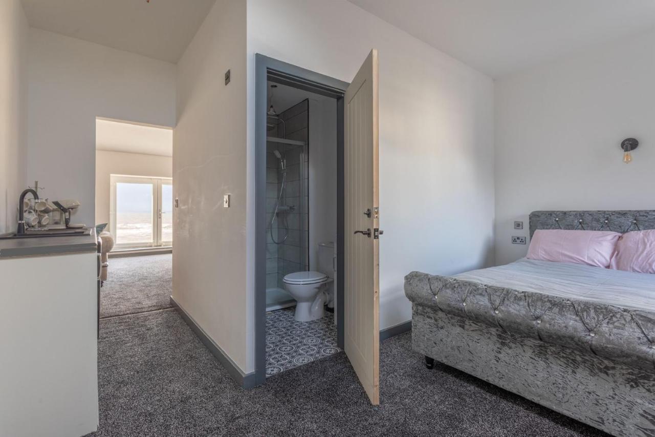 Residency Luxury Seafront Hotel Блекпул Екстериор снимка
